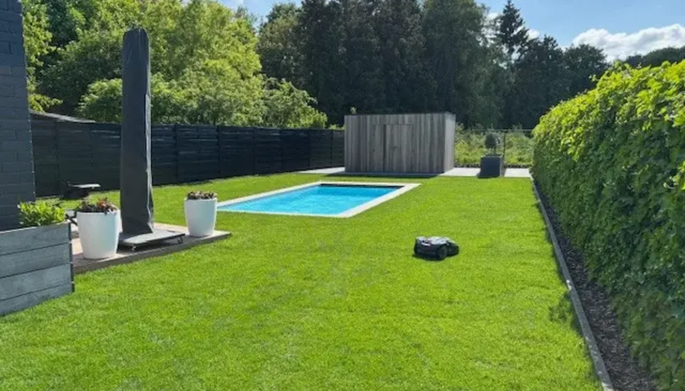 0021 afgewerkt zwembad zwembaden bollen 1